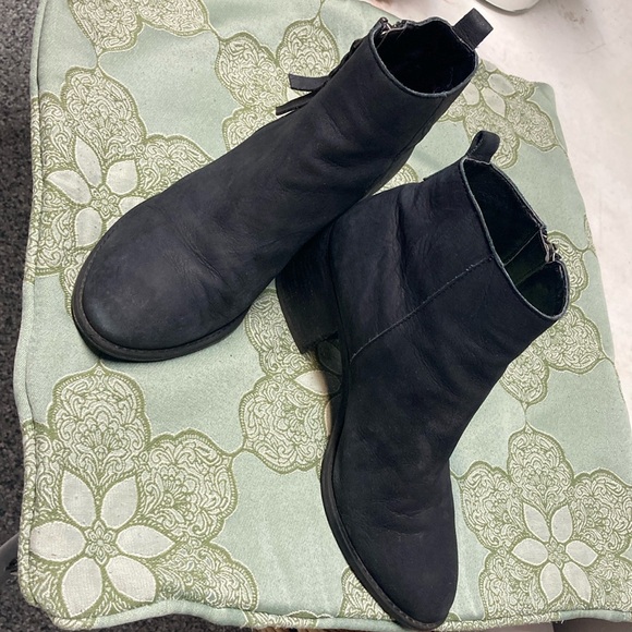 Black Booties - Picture 1 of 3